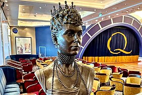 Queen Mary 2